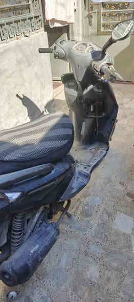 سكنس ثنيه للبيع
جانت تشتغل خربطت وطفت
بيها لو بلك لو كابريتر وصخ
ابيع على وضعها 
السعر ٣٠٠ الف
مكاني بغداد الشعله
رقمي‏‪***********‬‏
واتس ***********
