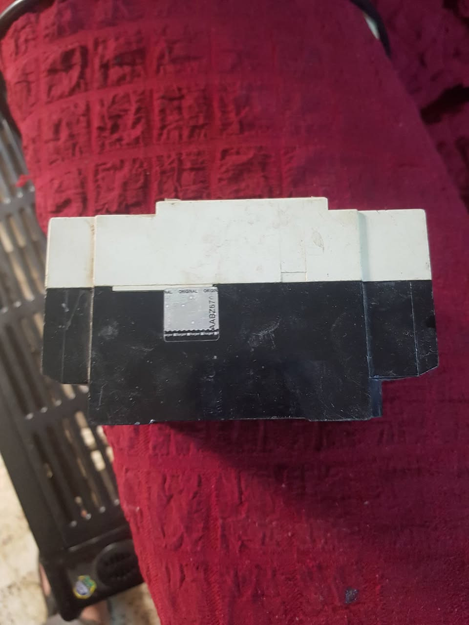 السلام عليكم اخوان للبيع يوجد توصيل
***********
