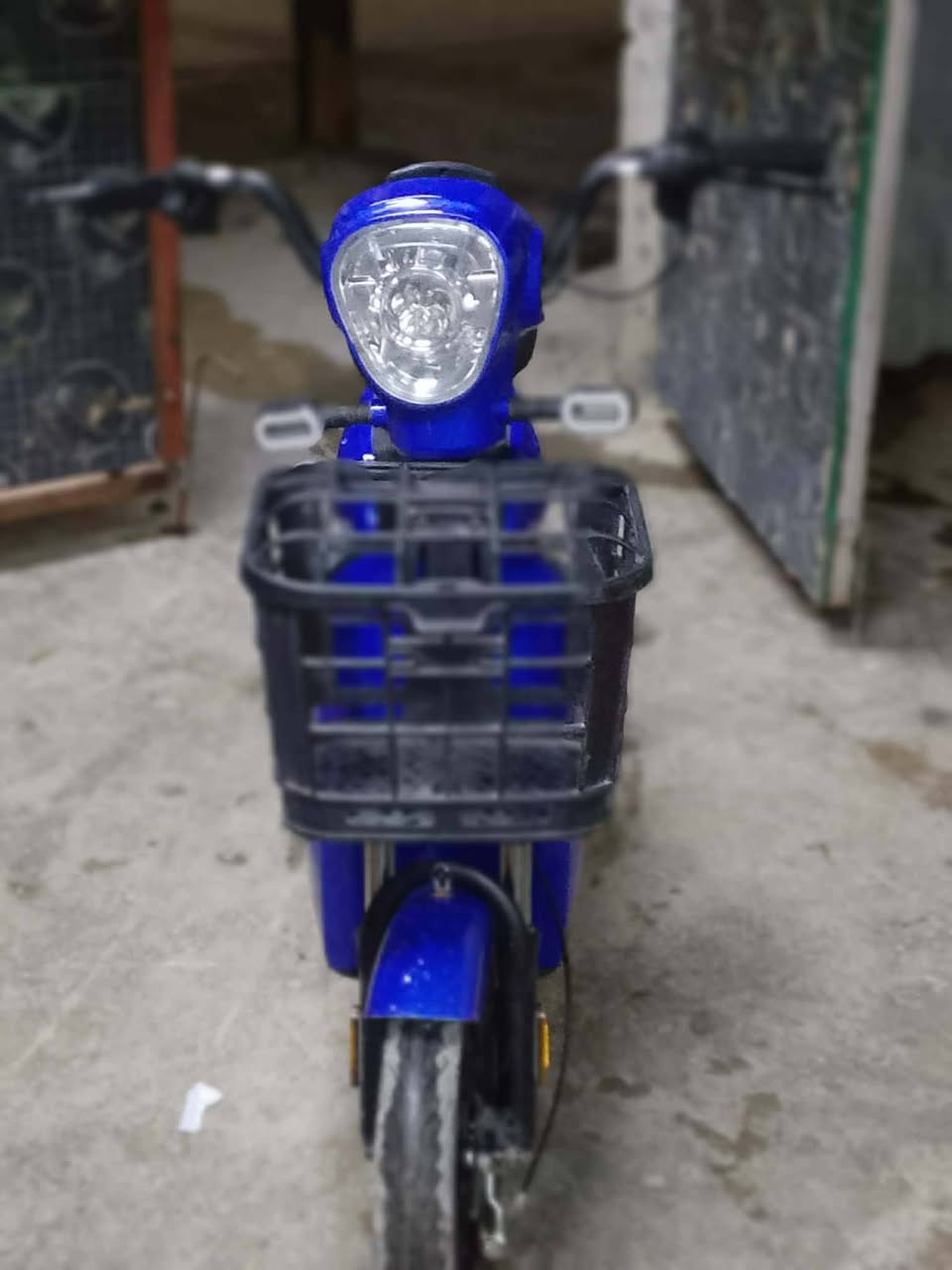 دراجه شحن نضيفه 
السعر ١٧٥وبيهه مجال حك الجيه 
مكاني بعقوبه جسر خرنابات 
***********
