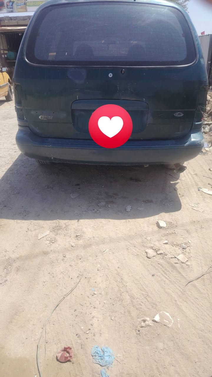 سلام عليكم فورت أمريكي لبيع كيرومكينه كامري ابو جف خير من الله سياره شغاله كله مكاني ديوانيه حي جامعه 18$وبيه مجال رقم ***********

