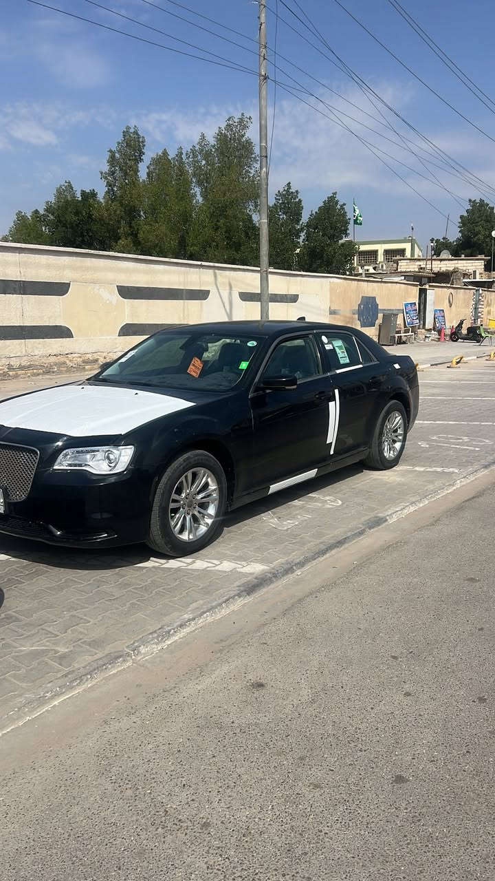 سلام عليكم اوبامه ٢٠١٦ اصل 
رقم ذي قار وارد كندي السياره داخل بدون حادث هنا صار بيه تبدل فقط جاملغ مكينه جديد كير بي تورباين حداديه جديد 
مكاني البصره 
رقمي ***********
سعرها 160بيه مجال
