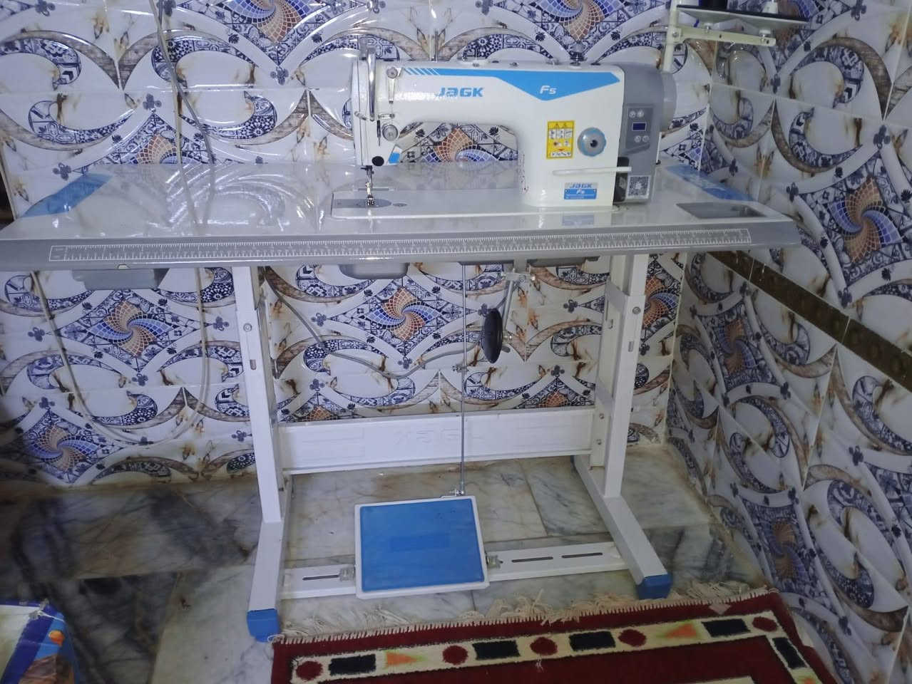 سـلام عليكم
مكينه خياط للبيع نوعيه جاك درجه اؤله ما مستخدمه ابد سعر300 للستفسار اتصال برقم***********
