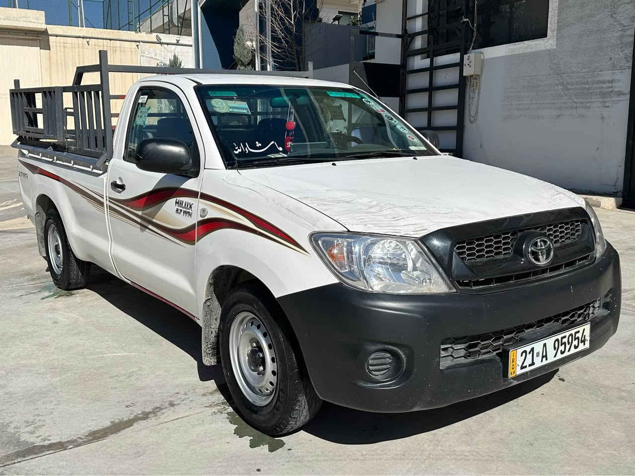 سەرەتا بەناوی خوای گەورەو بەخشندە پیکان مەرزیە مۆدێلی ٢٠٠٨ مەکینە گەورە جام کارەبا سەیارەیەکی زۆر خاوێنو بێ مەسرەفە دوو پارچەی بۆیاخە بۆنیتو چەمەلغ سەنەوی  تازەیە هەزەو بەڕادی تازەیە چوار تایەی باشی لەژێرە بەناوی خۆمەوەیە ناو بۆدی تێگیراوە چەمچەیەکی باشی لەسەرە  گێڕو مەکینە بەشەرت نوقسانی نیە لە یەک سایەقی کەمە بۆ نرخەکەی تەلەفون بۆ خاوەنەکەی بکەن *********** السليمانية, العراق
