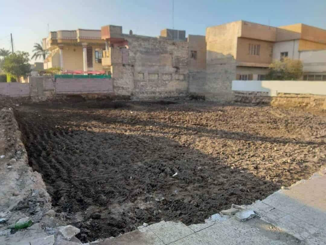 تفليش البيوت والمباني القديمة ورفع الانقاض وتعديل الأرضيةبمواده في جميع مناطق ديالى وللأتصال ***********
