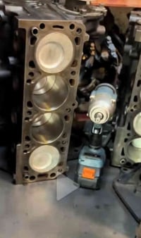 (كاور للبيع  نصف محرك ) كاور محرك 1600 خليجي  نضيف للبيع  الاستفسار  0...