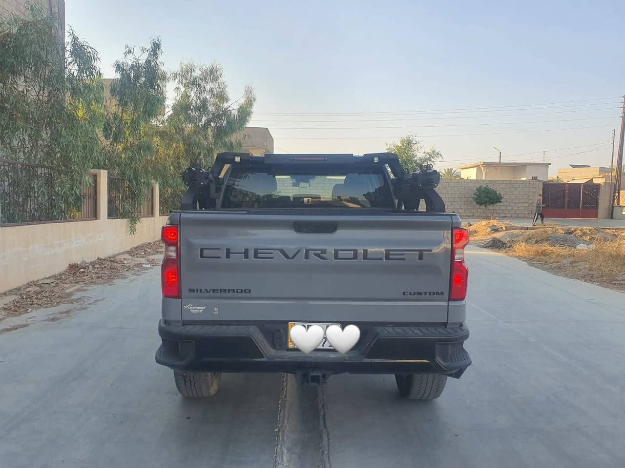 السلام عليكم
شيڤروليت سلفرادو للبيع 
موديل 2024 traill boss custom z71
محرك 2700 تيربو 4 سلندر
الحادث جاملغ الامامي الايسر تبديل وصبغ وربع البنيد صبغ 
السيارة ماشية 23000 km
السيارة شهداء مسجلة كركوك دولي 
مكان السيارة كركوك ناحية الزاب
للاستفسار الاتصال :
*********** 
***********
