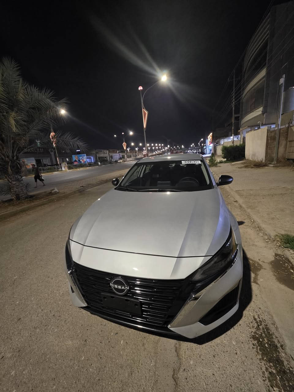 يسان ألتيما 2024 (SV) - نظافة ومواصفات بسعر مناسب 🚗✨للبيع نيسان ألتيما موديل 2024 فئة SV، . مرفق مع الصور تقرير الفحص المحلي وتقرير الكارفاكس لضمان الشفافية الكاملة الصبغ: يوجد صبغ أمريكا في (باب السايق الأمامي) و(الجاملغ السايق الخلفي) فقط.التعديل: وجود مسطرة تعديل مع بدنة في جهة (الصندوق).لمحرك: فحص المحرك (بدون عيب) والسيارة نظيفة جداً من الداخل والخارج.ثانياً: مواصفات السيارة (حسب CARFAX):المحرك: 2.5L I4 بقوة وعزم ممتاز واستهلاك وقود قليل.نوع الوقود: بنزين (Gasoline).نظام الدفع: دفع أمامي (Front Wheel Drive).المسافة المقطوعة: 40 الف ميل. الإيرباكات سليمة (No airbag deployment) والشاصي سليم.الإطارات والداخلية: السيارة بحالة ممتازة رقم الشاصي 1N4BL4DV7RN329488 وجاهزة للاستخدام فوراً.📍 الموقع: كركوك  السعر: 17,000$ (170 ورقة).📞 للتواصل والاستفسار:***********
