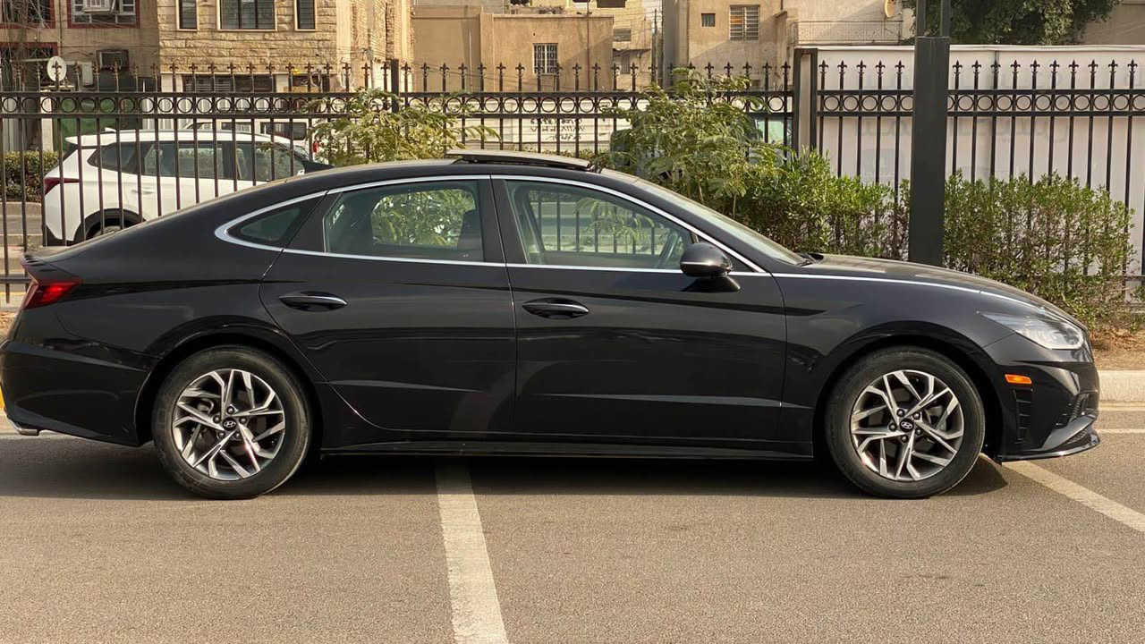 السلام عليكم ( للبيع فقط )

هونداي سوناتا موديل 2023 رقم اربيل 

دخول جديد وترقيم جديد سنويتها الى سنة 2031 

فئة sel بلاص محرك 2500 تنفس طبيعي

السياره فول 1/1 وجميع ايرباكاتها سليمه

حادث السياره جاملغ خلفي موضح بالصور وجتي من امريكا بيها قطعتين رش كلير  الجاملغ مع البنيد بدون قطرة معجون نهائيا ( بدون لغد بدون شاصي حادث جانبي خلفي 

السياره كل قطعها بلاديه وجاهزه

براكيت بدنه راديترات كلها على وضع الشركه 

مواصفات فول وراح اذكر جزء منها 

♣️فتحة سقف بانوراما على طول السقف

♣️بصمة تشغيل + بصمة ابواب وصندوق

♣️كشنات مخمل 

♣️شاشه ايباد كبيره ابل كار بلي 

♣️سياقه اليه + كامره 

♣️كشن كهرباء + تدفئه بالكشنات

♣️رادار امامي وجانبي وخلفي 

♣️اشاير بالمري + نقاط عمياء

♣️تشغيل عن بعد + ويل كب حجم 18 سبورت

♣️اضويه ليد ولايت 4 عدسات +ليد خلفي

♣️كير دكم  

♣️محرك 2500 + 4 انظمة قياده

♣️شاحن لاسلكي +تبريد خلفي منفصل

♣️ماشيه 31 وبعدها على مشي امريكا 

للامانه السياره جديده جدا ومابيها نقص نهائيا وصور امريكا بالمنشور

السعر 174 مكاني بغداد محرك 2t00

تريد وكاله او تحويل ثاني يوم باللي يعجبك

*********** الرمادي, الأنبار
