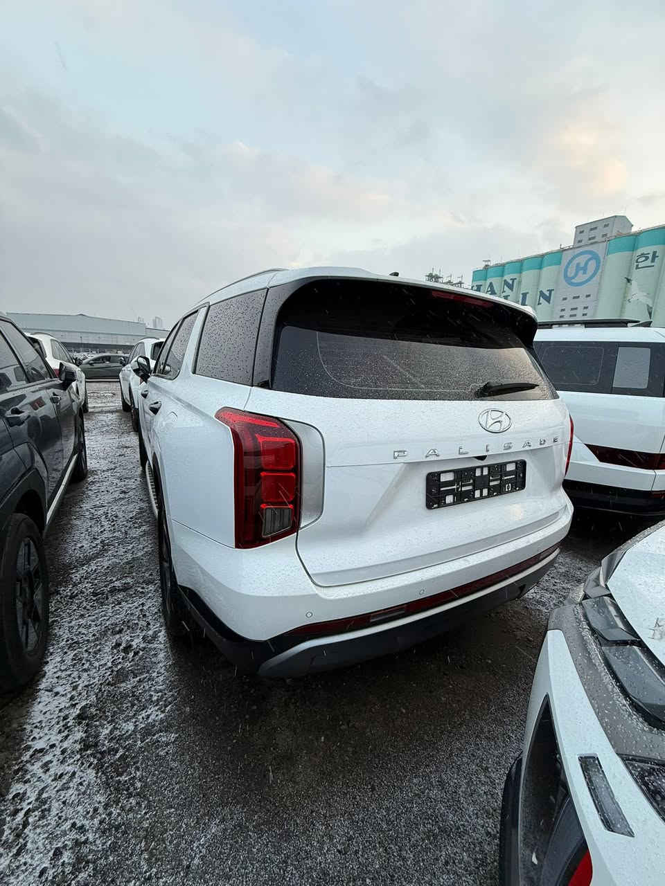 رقم 7️⃣

🚙 هيونداي بليسايد 2024 🚙

تدخل على كتاب ذوي الشهداء✅ او حجز مسبق بدون كتاب✅
 
✅ فئة limted _لمتد   بمواصفات عاليه وموضحه بالصور    
✅ وارد كوري
✅ الحاله: تغيير بابين جهة الراكب مع صبغ الجاملغ الخلفي 
✅ 7 راكب
✅ الوقود: بانزين
✅ محرك 6 سلندر – 3800 CC

للحجز مراجعة الشركه :

📍 العنوان : بابل – الشوملي 

📞 للاستفسار عن باقي التفاصيل 👇

*********** 

اوقات الاتصال من التاسعة صباحاً الى التاسعة مساءً لطفاً
