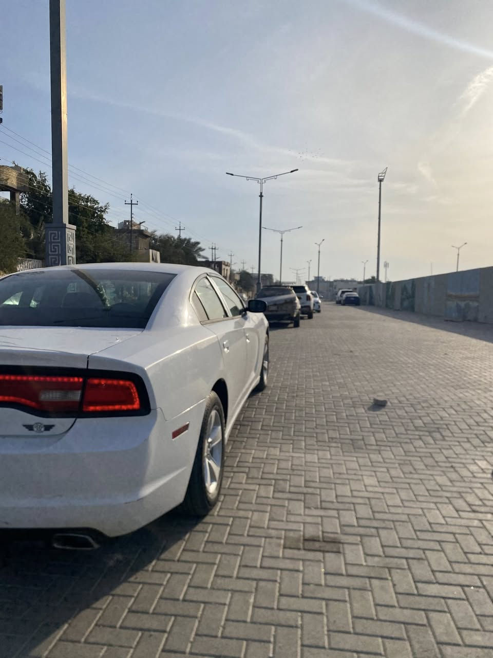 مراوس فقط شعندك نزل 
السلام عليكم جارجر 2014 خليجيه السياره كفاله ظربه صبغ تبديل فقط بيها وحده فقط بجم مكفوله من الثانيه 
السياره جاهزه مكينه كير حداديه نعمه من الله 
تخم تاير جواها جديد 
غرفه بعدها جيس شرط 
مكفول حتى الايرباك 
فول عدا الفتحه 
كير حية فول شرط الشلعه و تشك الكاع 
4 بصمات السيارة 
سيارة جاهزه و كبل للشارع و الشغل بوجهك 
عنواني بصرة 
السياره للمراوس فقط شنو عندك نزل 
و هذا رقمي متوفر واتساب بكل وقت 

***********
