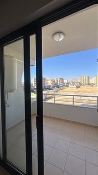 مجمع افروستي • شقة B • ١٦٨م