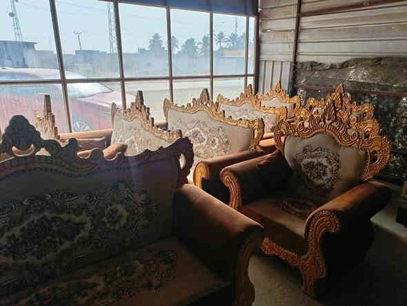 سلام عليكم 
تخم 20 مقعد سعر 850 الف دينار 
اخو الجديد عنوان حله ناحية النيل شارع النيل القديم معمل ومعرض الشمري لتخم وديوان 
للاستفسار تواصل معنا أو الاتصال على الرقم 
***********
