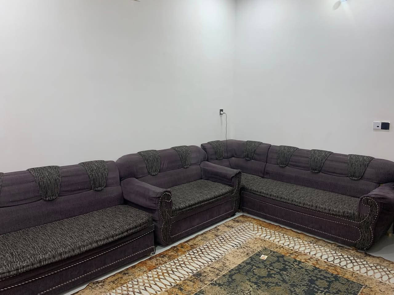 للبيع كلهن ب500 الف 
مكان بغداد الحريه 
***********
