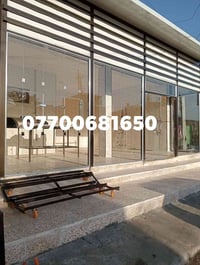 عمل واجهات وثوابت وقواطع الزجاجيه 10ملم رقم الهاتف 07700681650