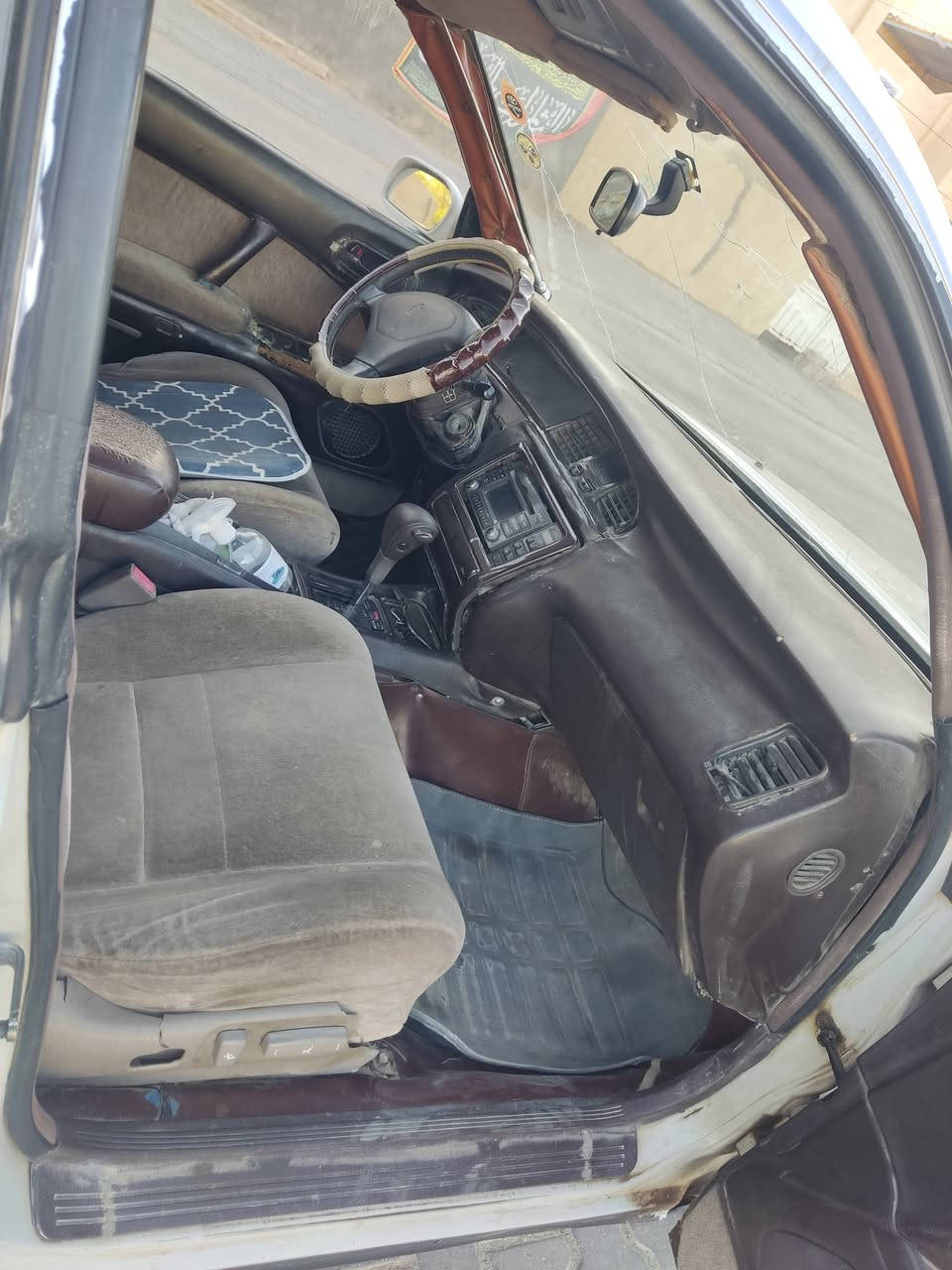 السلام عليكم سياره بطـه متصل موديل 93 انبار عندي وكاله السعر 48 بيها مجال حك الجيه مكاني كربلاء او مراوس بسياره افضل مع اضافه فرق الرقم ***********

