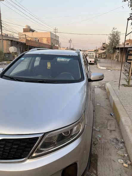 سورنتو 2014
6سلندر 3300
مواصفات عاديه
حادث موضح مال طرف البنيد مال امريكا 
وبالعراق جاملغ خلفي 
والسونار مرفق بالصور 
ماشيه 155الف
هي 5راكب اني سويته 7
السعر155
العنوان بابل المسيب 
***********
