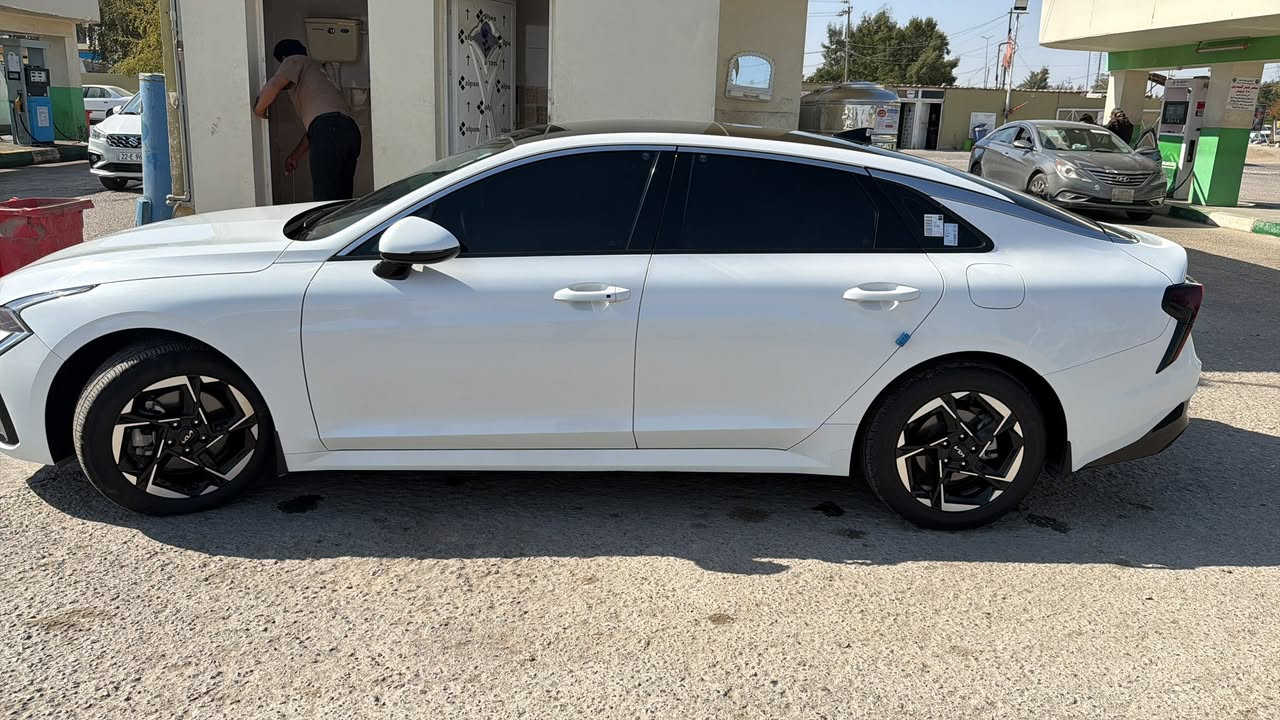 السلام. عليكم
K5 م 2024
فووول مواصفات. المعروفه
مبينه بالصور 
رقم اربيل. باسمي حصرا 
تحويل مباشر  
ماشيه 33
 مكفوله كفاله  عامه من الصبغ والتبديل. 
علما. بيه باج تضليل سنوي 80 بالميه كل الجام 
تفتر كل المحافظات محد يحاسبك
السهر 230 وبيه مجال. قليل. حك الجيه 
مكان السياره بابل. 
للاستفسار ***********
