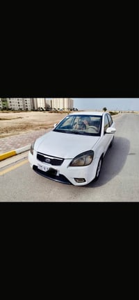 كيا ريو • ٢٠١١ • ماشيه ١٢١٠٠٠