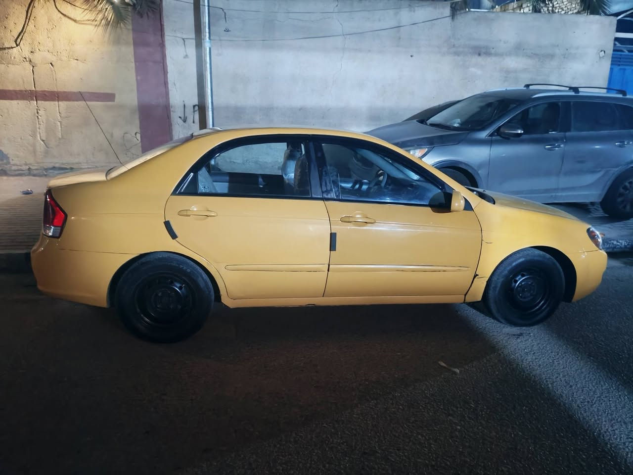 السلام عليكم سبكترا موديل 9 السياره كير مكينه حداديه تبريد كفاله مشروع وطني السياره حادثه البمريكه جاملغات خلفيه وجنطه  رقمه بابل وين متريد تتحول السياره ب70 وبيه مجال ***********
