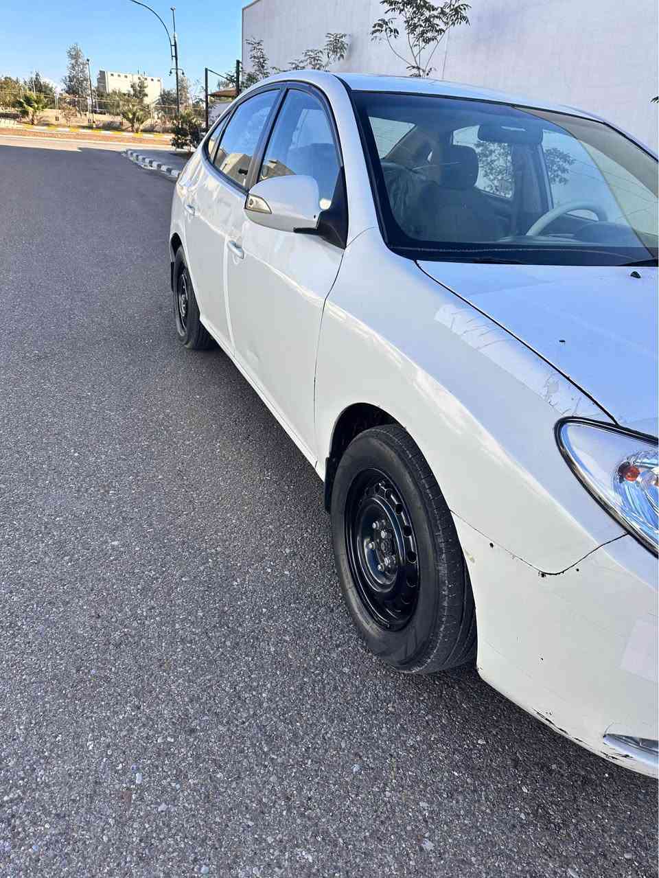 النترا 2010 خليجي 
سياره بيها مكانات صبغ ابيع حزام 

سياره حلوه كامله صدر تخم تاير كامله من كلشي 
بيها ضربه بل جاملغ الامامي عكس السايق 

مكينه 1600 دكشن عالي 
كير محرك كفاله
سعر 88 وبيها مجال 
مكانها ديالى *********** بعقوبة, ديالى
