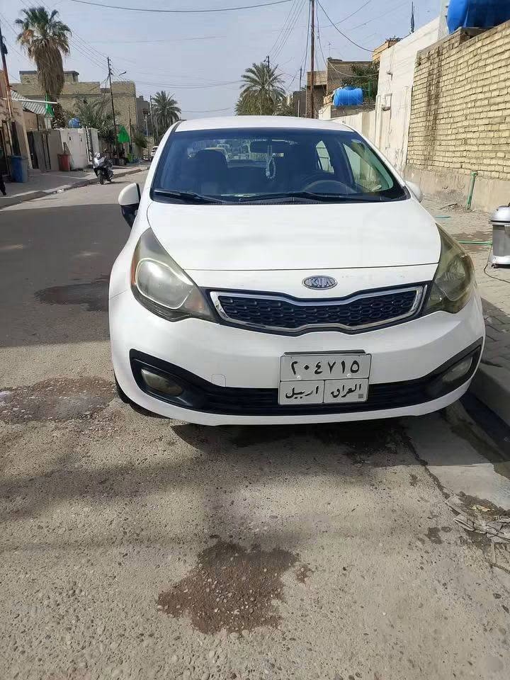 كي ريو موديل 2012 خليجي بيهة 3 قطع بارد ولشكل كدامك الباقي محرك مفتوح بي تبخير بسيط سونار موجود السعر 77 وبيهة مجال تحويل ثاني يوم المكان بغداد
***********
***********
