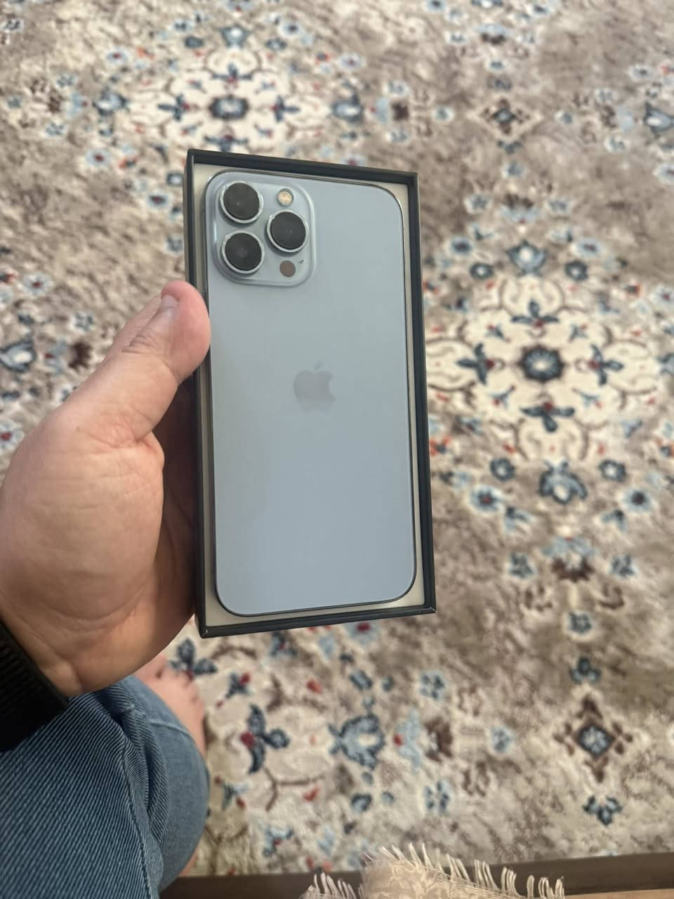 ايفون ١٥ برو ماكس 256GB عربي شرق اوسط

مكفول من شخط وزلغ وتصليح بطاريه ٨٣ 

السعر ٩٥٠

تواصل واتس ***********
