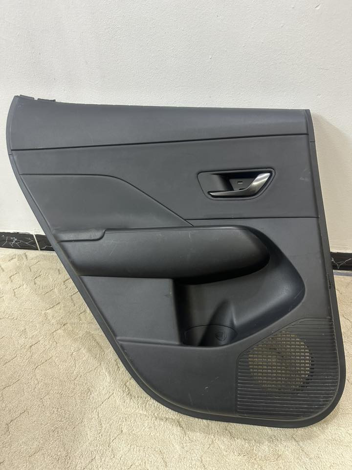 السلام عليكم ( غراض هونداي كونا وارد امريكي 2024 و 2024 تفصيخ بلادي اصلي
بردة خلفية رف خلفي

ارضيات وفرشة صندوك تخم كامل 

لايت امامي جهة السايق ابو اشارة لد شغال وكلشي مابي بس يرادلة تبديل جامة 

تريشة مال باب خلف سايق 

بطانة مال باب خلف السايق 

العنوان : بغداد / الكرخ 

للاستفسار :  ***********
