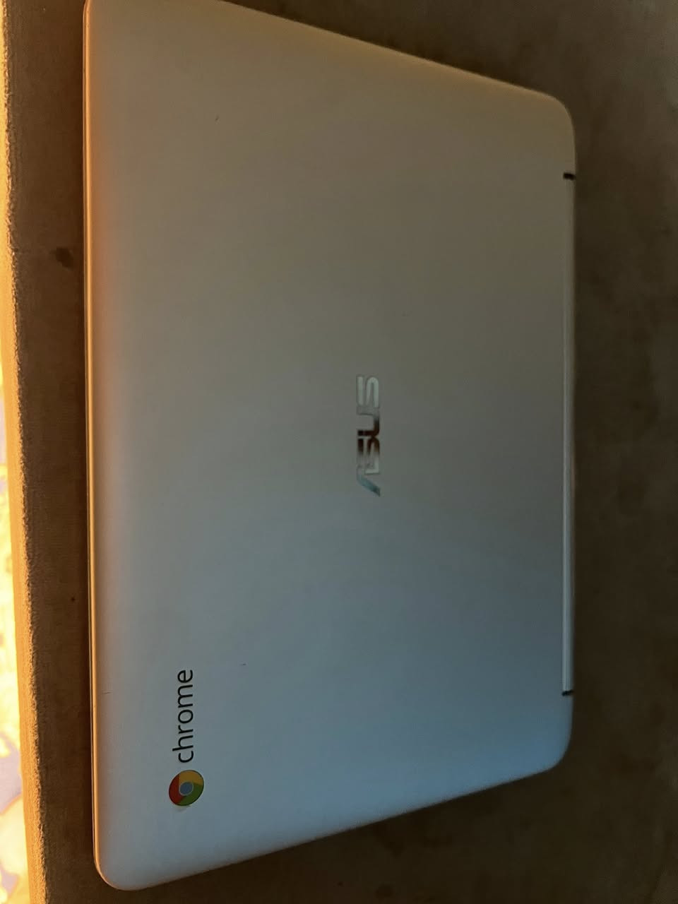 لابتوب كلشي ماعرف بيها للبيع معه شاحنه جديده قيم بل يرضي بي الله وخذها بل عافيه


**إذا كنت صاحب هذا الإعلان وتريد حذفه لأي سبب، رجاءا أرسل رسالة إلى الدعم الفني**