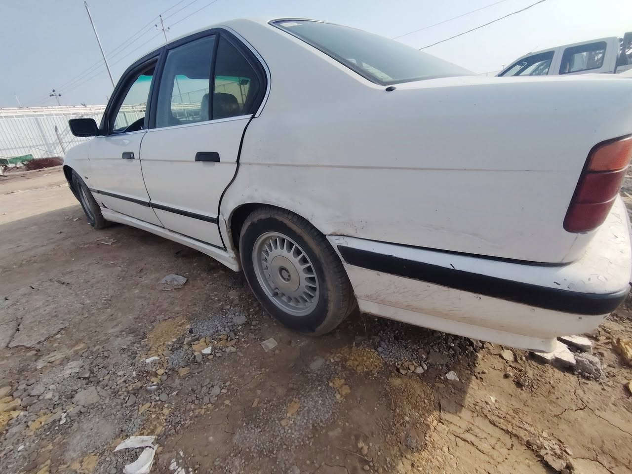 السلام عليكم للبيع او المراوس
Bmw  موديل 1988 كير عادي  محرك كير كفاله  رقم بغداد انكليزي  سنويه جديده 
السعر 40$ مكان السياره قظاء الفجر للاستفسار الاتصال على الرقم ***********
