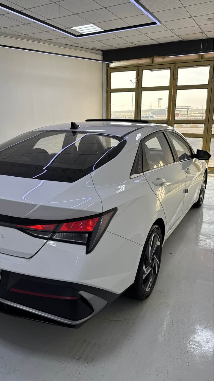 النترا 2024 خليجي تجميع الصين 
محرك 1500 دبل نوزل 
فول مواصفات فتحه 
رقم أربيل باسم شركه تريد وكاله او تحويل
ماشية 40 الف 
مكفوله من الشخط استخدام شخصي السيارة جديدة بمعنى الكلمة 
مكان السياره البصرة مجمع الامل السكني
السعر المطلوب 145 ورقة وبيها مجال 
الجادين الاتصال على الهاتف ***********
*********** البصرة, العراق
