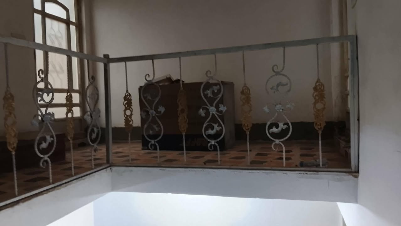 السلام عليكم
مشتمل لايجار نظيف كما موضح طابق واحد
موقعه بظهر مدرسة سكينه وقريب ع شارع ٨٠
ايجاره ٣٠٠ الاستفسار ***********
