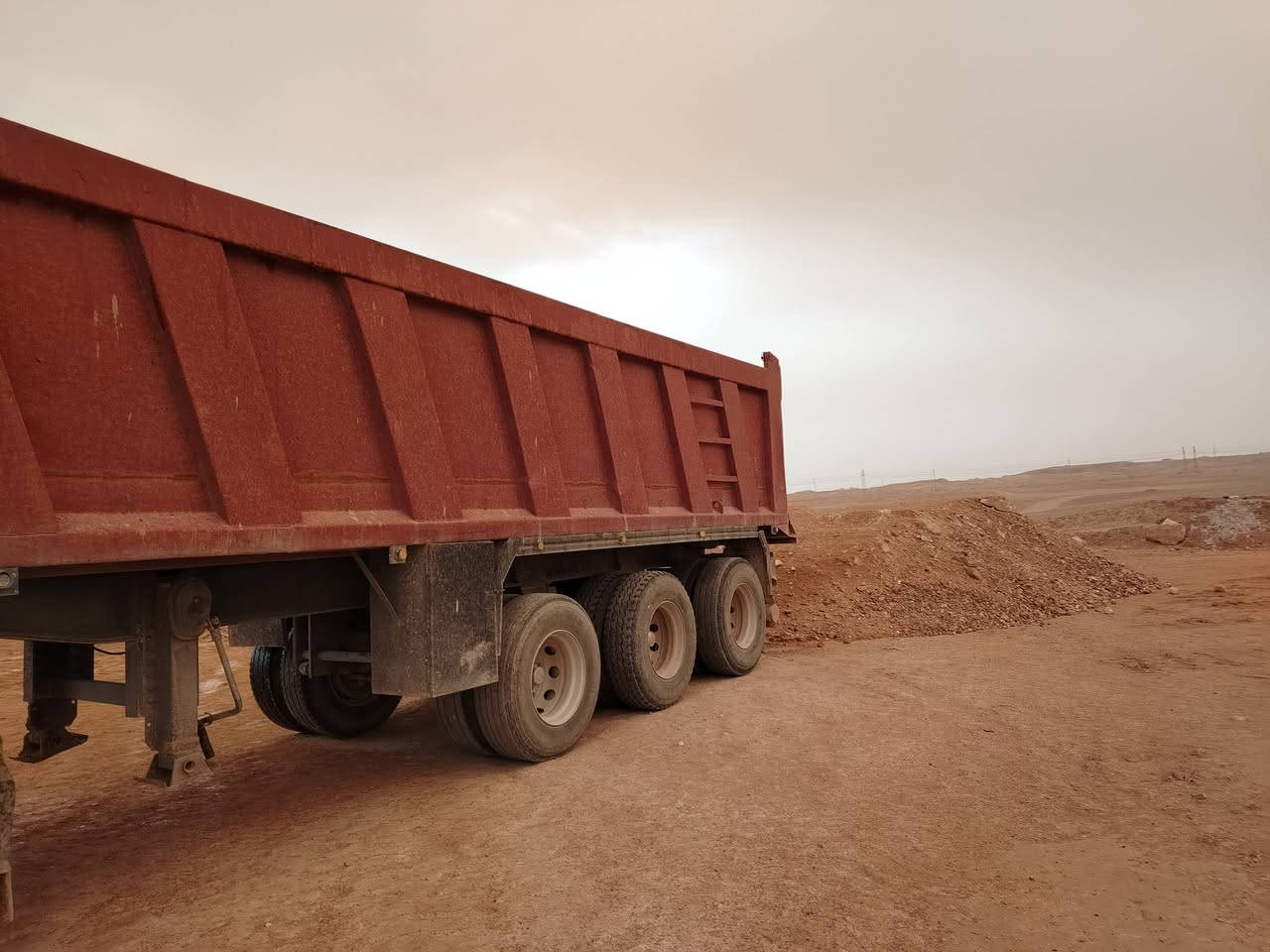 نساف حدادي للبيع ثلاث محاور ذرعه 32متر للاستفسار الاتصال على الرقم
***********
