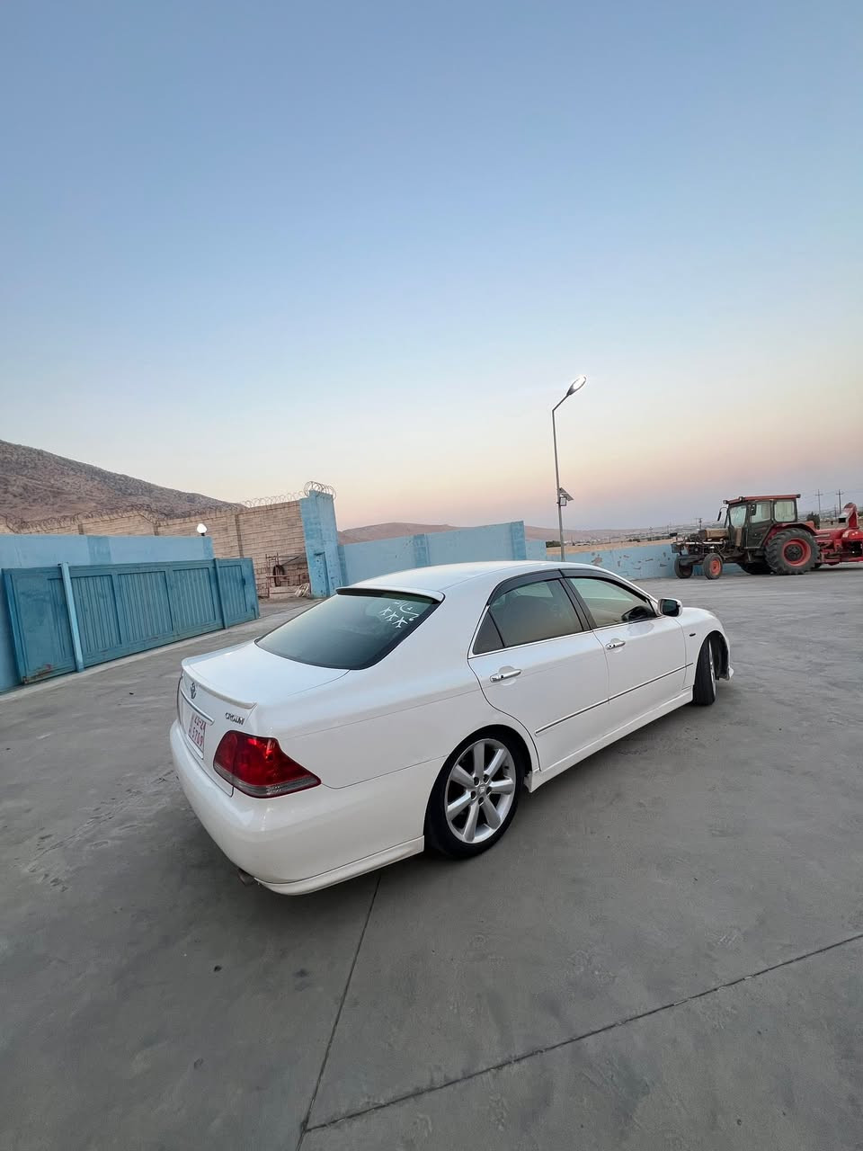 شاهينه 2005
براوه براوه
182🌪️
كامل سپؤرت دؤسه كانيشي سپؤرتن
ويل دينگه لؤك
نه چال نه شوختي نيه 
وه ك ساخه شه پؤل و دوره نگي نيه
به س جلد و سلايت نيه
گئر و مه كينه و ته بريد و كاره باي هه موو گياني به شه رت
سعري ٥٥معامه له
ژماره وه تس ئاپ ڤيبر ***********
