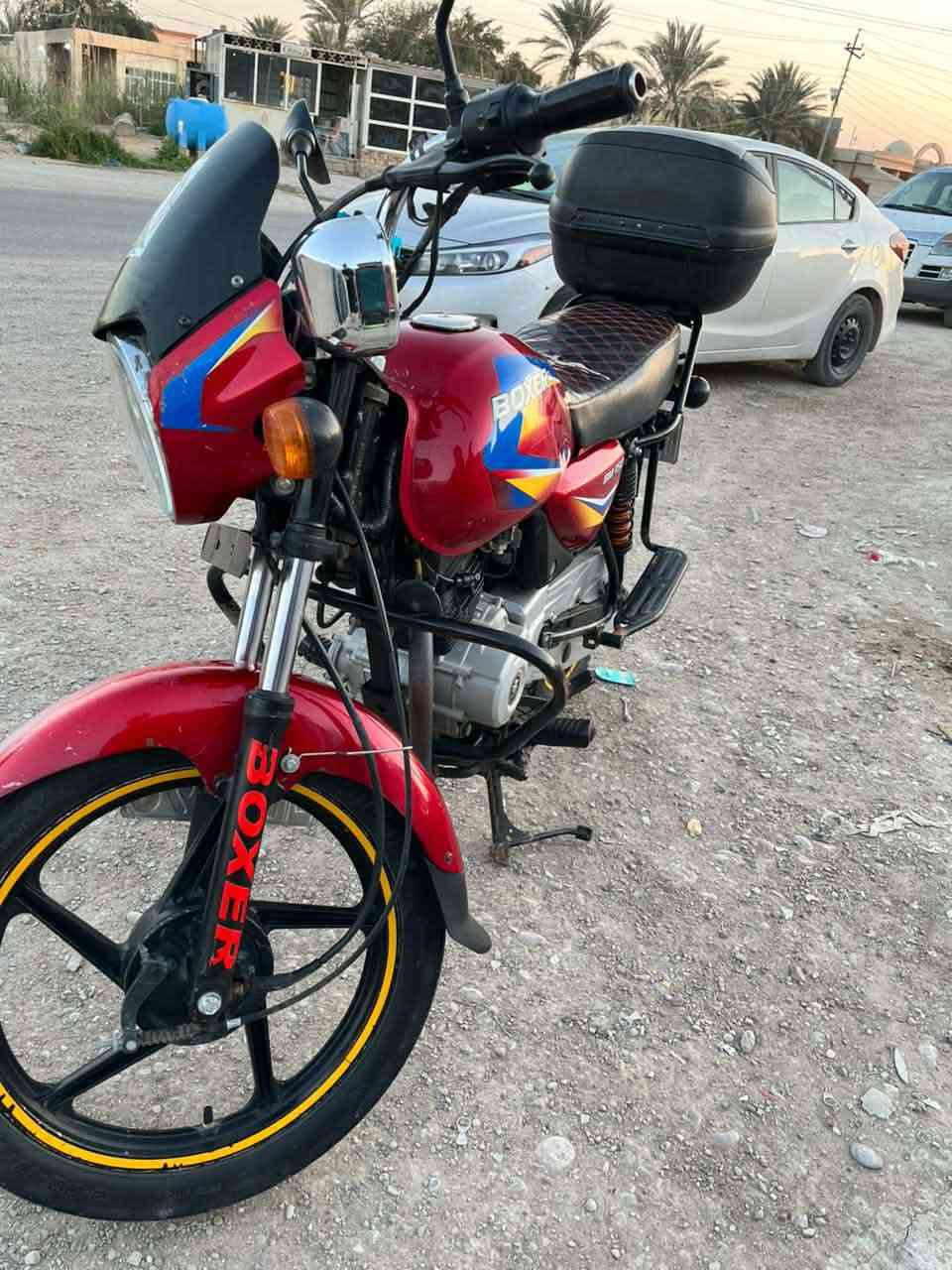 سلام عليكم اخوان بوكسر للبيع دراجه نضيفه انضف من ال صورر دراجه خير من الله مكينه كهرباءيات كولهه شغالى اي نقص مبيه امانه الله رقم نكليزي لا صرف لا دخان لا تبخيرر ال سعر مليون ٦٠٠بيهه مجال مكانهه ديالى بعقوبه قرب لمرور رقم ***********
