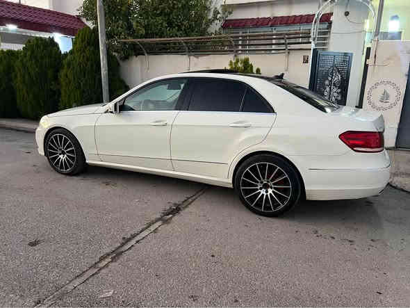 ماسديسE200٢٠١٢ مؤديل

مةكينة ٦ بستنى بئ تؤربؤ مةكينة مةرخوب بةنزين
كير و مةكينة بةشةرت
پانؤڕاما  سوكان كارةبا سوكان ڤؤليؤم
كوشن جلد كوشن كارةبا و خةزن 
ئاوينة كارةبا و و هيتةر
شاشة كةورة
لايت حةدةس و مةعةرك وةتا ناوچةى كوئر
١٥٦ مايل رؤيشتوة
٥ سيدى 
ئيمپريىفايةر
پئش و پشتى كةپسة بئ دةعم و ليران
براوةى دوبةية هةموو كيانى بةشةرت 
٢٠١٢ قةپات قةپات مواسةفاتة
لة كوميت مةحامةلة ناكريت تكاية كةر مشترى نيت بيزارم مةكة لةكةل ريزم 
كورينةوةش دةكةم لةسةر دل گرتن
*********** وةتس ئاپى لةسةرة
*********** ڤايبةر رانية
