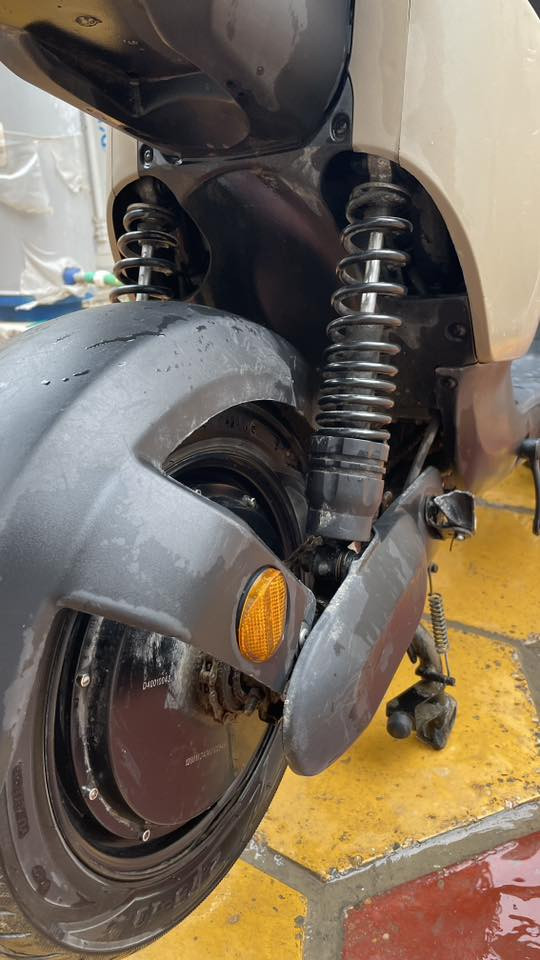 سلام عليكم دراجه شحن للبيع فقط
شركه الاريان 
دراجه تخبل 
أربع نمر 
موديل 23
دبل أماي خلفي 
دسكات  
سرعه حقيقية 70
سعر 750 بيه مجال 
مكاني بغداد مدينه الصدر 
للتصال ***********
