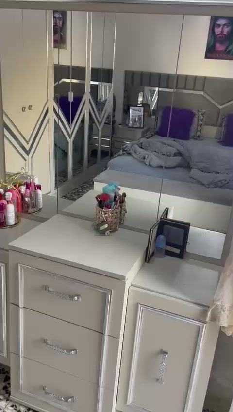 غرفه للبيع ٧٠٠ وبيهه مجال


**إذا كنت صاحب هذا الإعلان وتريد حذفه لأي سبب، رجاءا أرسل رسالة إلى الدعم الفني**