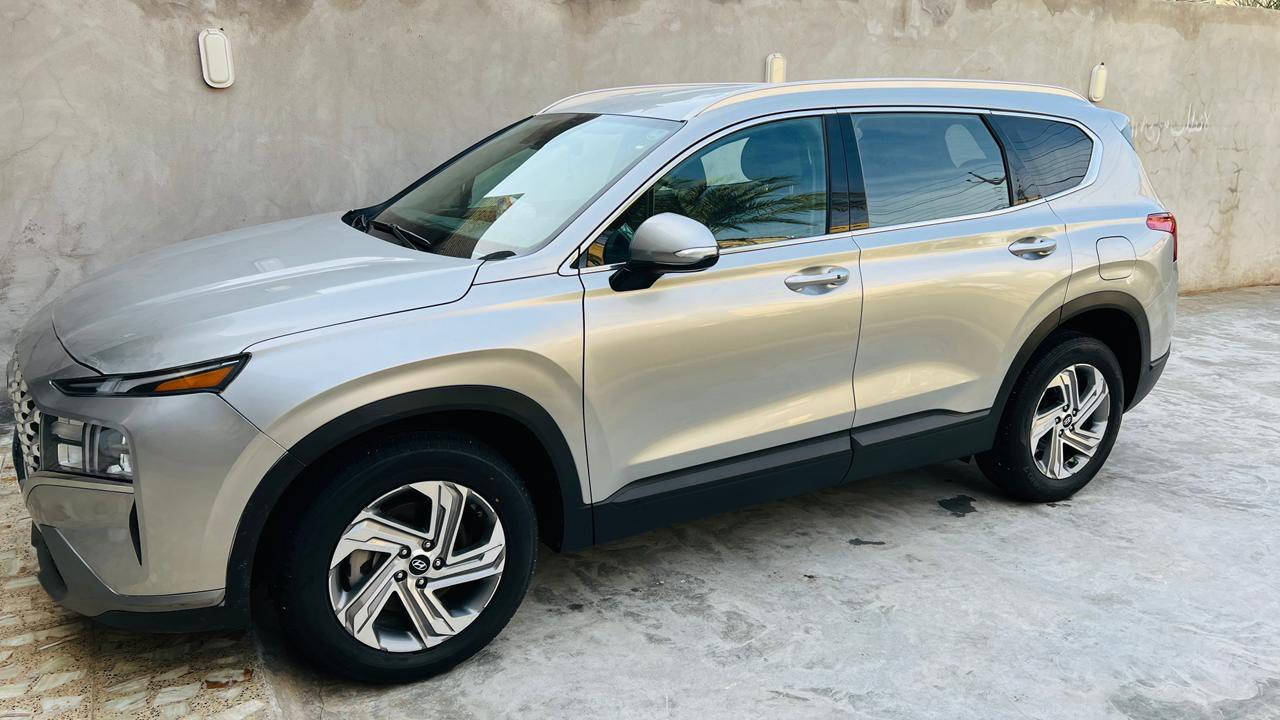 Hyundai Santa Fe 2023
للبيع أو المراوس 

للأستفسار ***********
