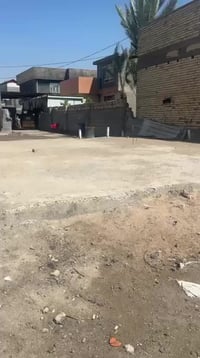 للبيع مساحه ١٠٠ متر سعره مناسب بيع مستعجل  منطقة سويب اول شارع 0770849...