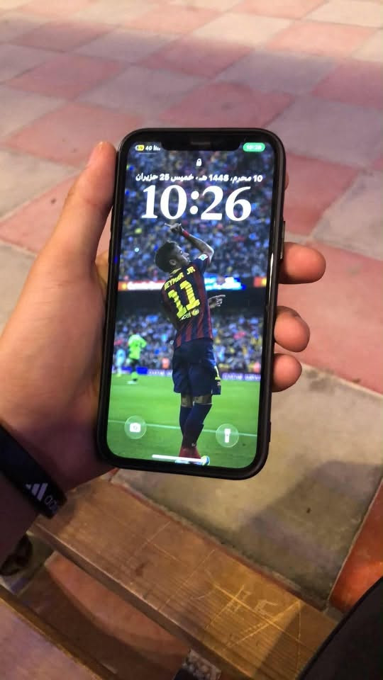 ايفون 12 برو فقط للبيع بلادي 325  مكان سماوه واتساب ***********
