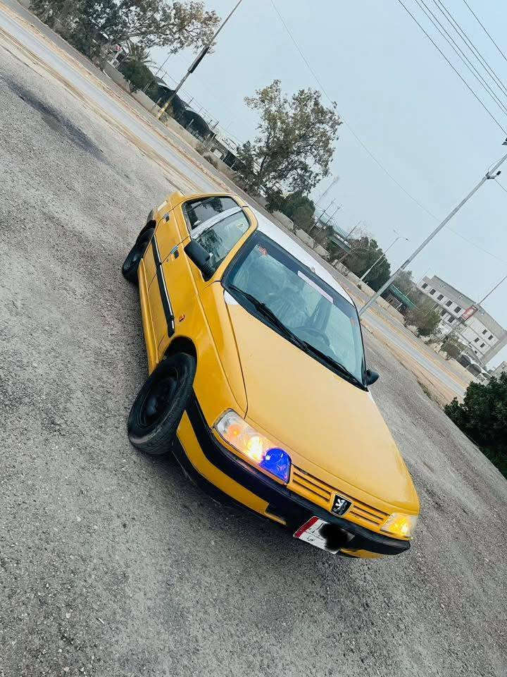 سلام عليكم سياره بيجو مديل 2010 سياره حلو كدام عينك محرك وكير خير من الله سياره ماعايزه راعيه موجود رقمه نجف ومكاني نجف سعره خاص مفتوح رقم ***********
