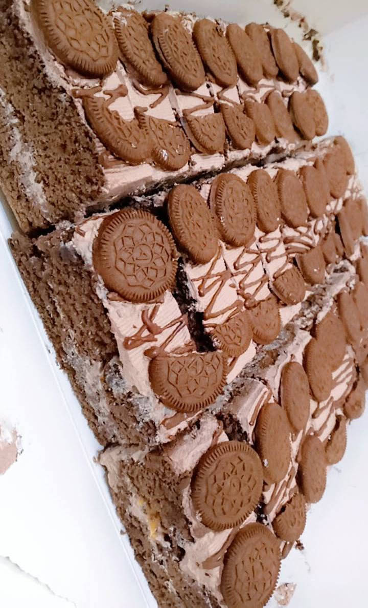 قطع كيك حشوات توفي نوتلا بسكت اريو الف عافيه 
الحجز قبل بيوم مكان بعقوبه بهرز حي لشرطه 🧿🌼
خدمه توصل موجوده داخل بعقوبه بهرز


**إذا كنت صاحب هذا الإعلان وتريد حذفه لأي سبب، رجاءا أرسل رسالة إلى الدعم الفني**