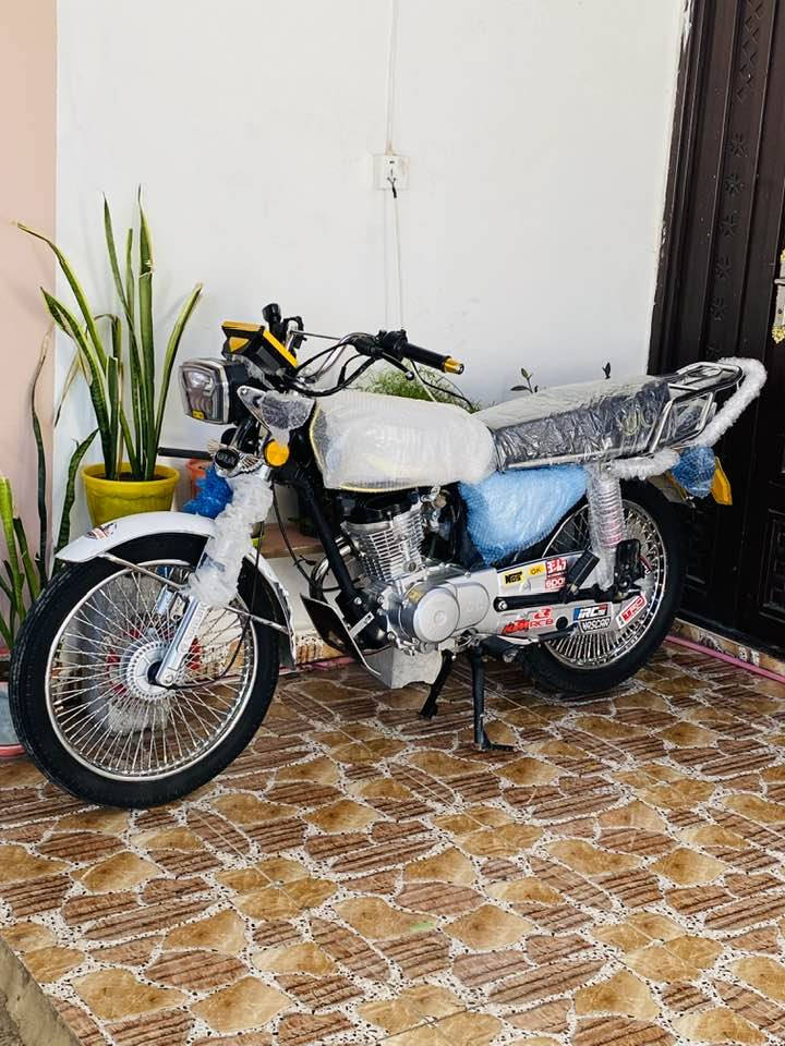 سلام عليكم سونك 24 شكل 25 محرك مامفتوح شرط كهربائيات كامل شغال دراجه مرتبه فول سعر 660 وبيه مجال حك جيه جماعت 550 و590 اطلع كبل مكاني كركوك حي العسكري ***********
