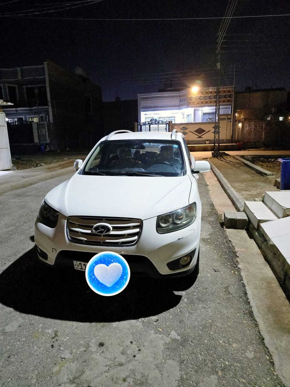 السلام عليكم سنتافيه للبيع موديل 12 محرك 6 نص فول اتصال على هذا الرقم***********
