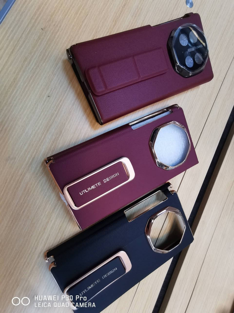 Mate X6T Huawei
متوفر كفرات ماركة بورش دزيان كوالتي عالي يحتوي على ستاند
توجد خدمة توصيل لكافة المحافظات للإستفسار مراسلة البيج أو على الرقم وات ساب *********** أو زورونا في موقعنا النجف شارع الغدير فرات من جهة حي الغدير مقابل شركة الريان للصرافة
