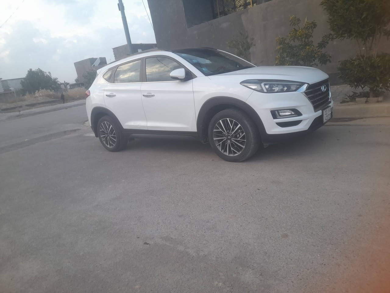 سلام عليكم توسان 2019 خليجي فول موصفات  شركه الكاصد كامله بدون نقص تخم تاير باتري جديد كير مكينه تبريد ثلج مكينه 2000 دوش رقم بغداد بسمي فول السياره بنوراما بصمه شاشه كامره كشن جلد قرميدي  سياره كفاله عامه من صبغ وتبديل مكاني بغداد المحموديه السعر ٢٠٠ رقمي ***********
