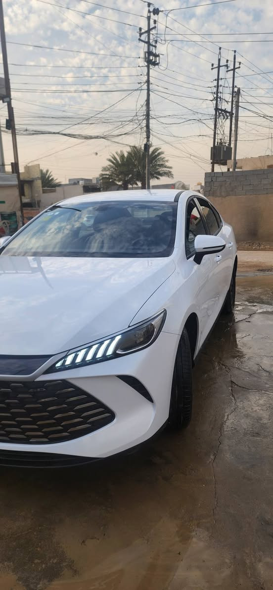 بي واي دي جن ابلاس ماشيه 2800 مكفوله كفاله عامه حته من الشخط سياره  زيرو السعر 18مليون مكان السياره بغداد السيديه
***********
***********
