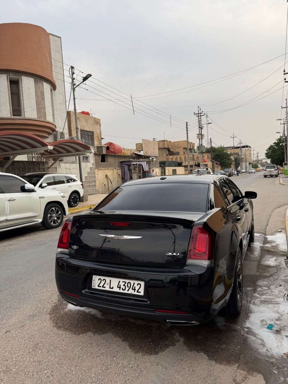 للبيع  : اوباما 300S موديل 2018
خليجي - (هارلم)
• المواصفات :
• • عدسات ديناميكية
• • بردة خلفية كهربائية
• مقاعد أمامية تدفئة وتبريد
• اكواب هيتر - فريز
• حساسات أمامية وخلفية م
• ستيرن تدفئة
شفتات ستيرن
• تحكم سكليتر
• تحكم كهربائي كامل بالمقاعد
• فتحة سقف بانوراما
• تشغيل عن بعد
• كشنات باللون الأبيض
• تفاصيل اضافية :
• س حادث بسيط: جاملغ امامي عكس السايق مبدل
ومصبوغ
بدون ايرباك ولا دواخل خفيف جدا .
• ° رقم السيارة أربيل
ممشه السياره 180 كيلو 
السعر 270 وبيها مجال بسيط
الرقم *********** البصرة, العراق
