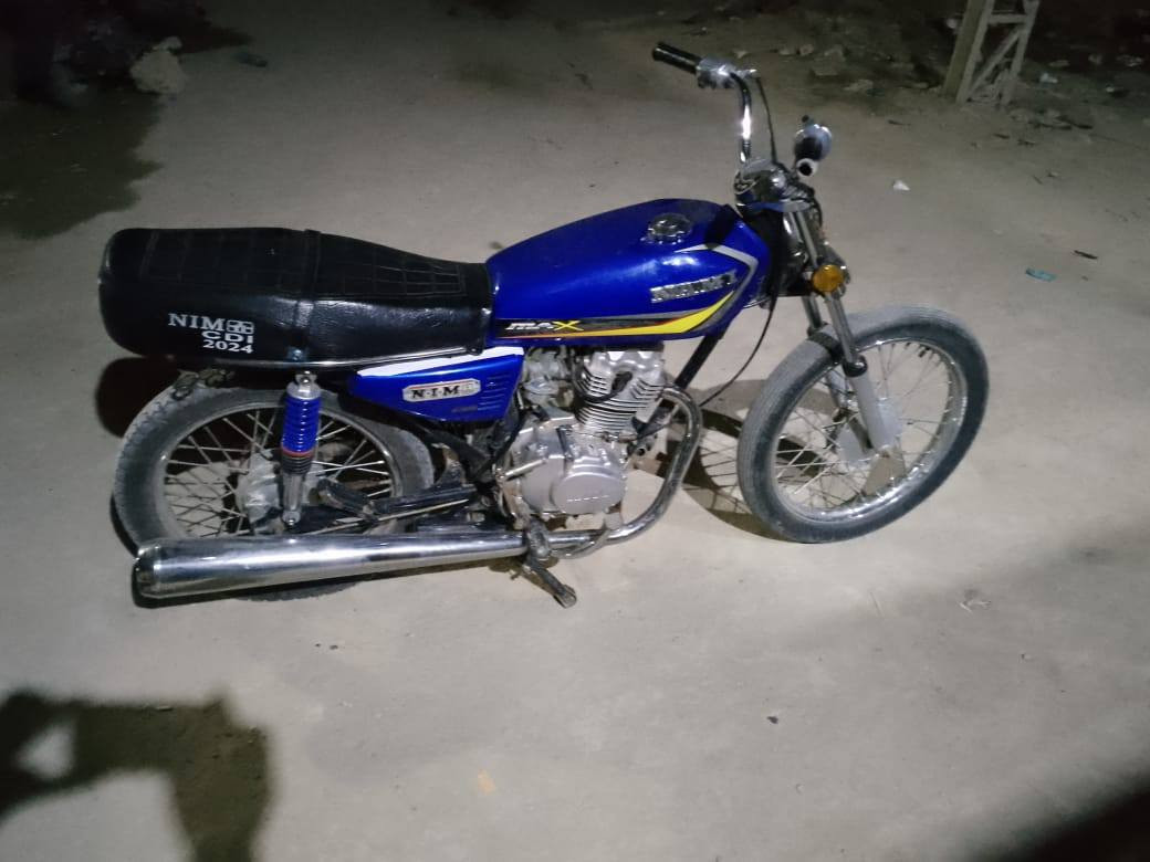 السلام عليكم من رخصت مدير الكروب دراجه للبيع نامى شلامجه اتلث احرف العنوان المسيب حي  للاستفسار الاتصال ‏‪***********‬‏
