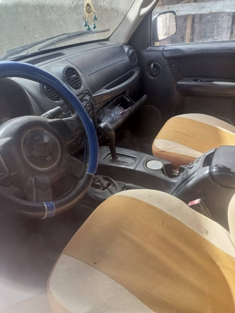 سلام عليكم جيب لبرتي مال مزاد كامله معامله تترقم بصره سابقأ مكفوله صار بيها بنيد مبدل كير مكينه مكفول سعر 43


**إذا كنت صاحب هذا الإعلان وتريد حذفه لأي سبب، رجاءا أرسل رسالة إلى الدعم الفني**